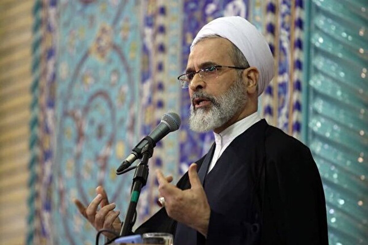 جنگ ۱۲ روزه مرحلهای جدید از حرکت انقلاب اسلامی است/ جهان اسلام در برابر فجایع غزه مسئول است