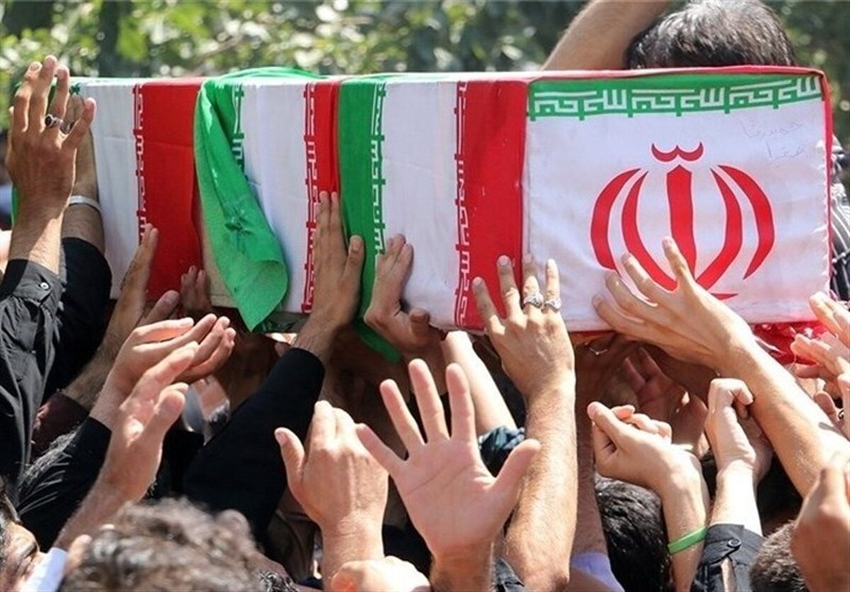 تشییع پیکر مطهر شهدای حمله تروریستی به دادگستری زاهدان