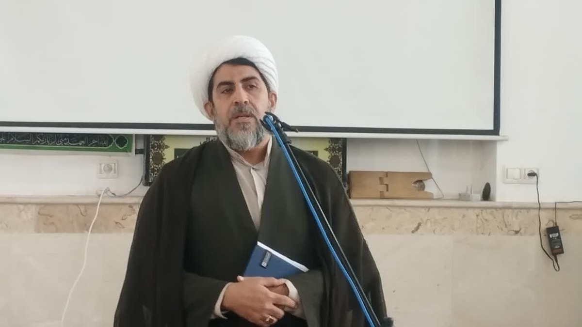 تریبون نماز جمعه تریبون درخواست‌های مردمی است