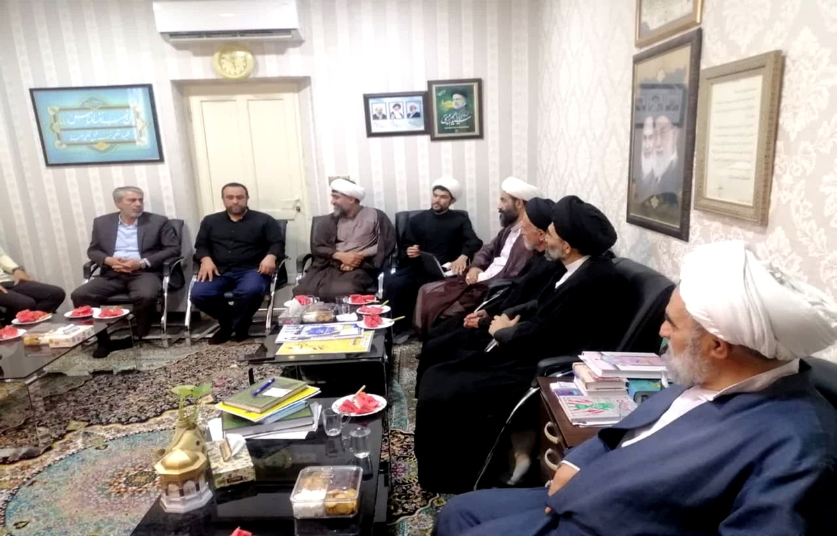 اعتکاف از جلوههای پر رنگ از پیچ تاریخی انقلاب اسلامی است