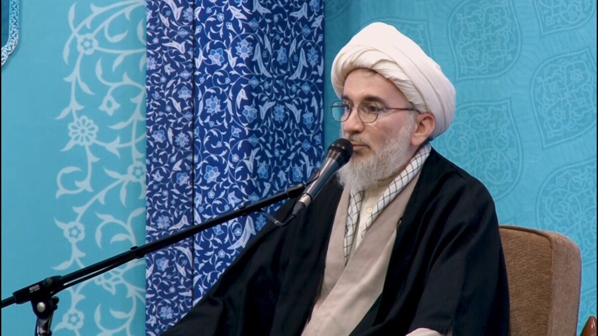 اسلام تنها دین مهربانی نیست دین مبارزه با طاغوت هم هست