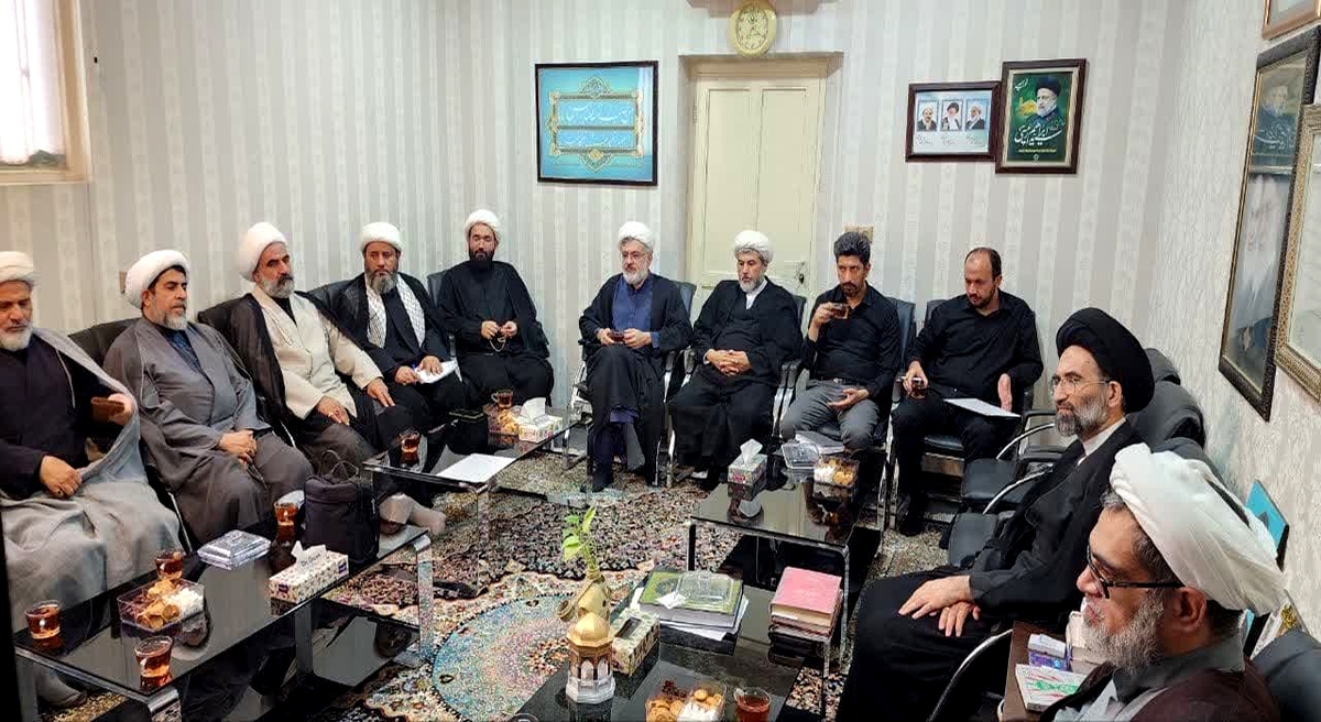 تلاش شیطان برای انحراف افرادی با نماد تقوای دین
