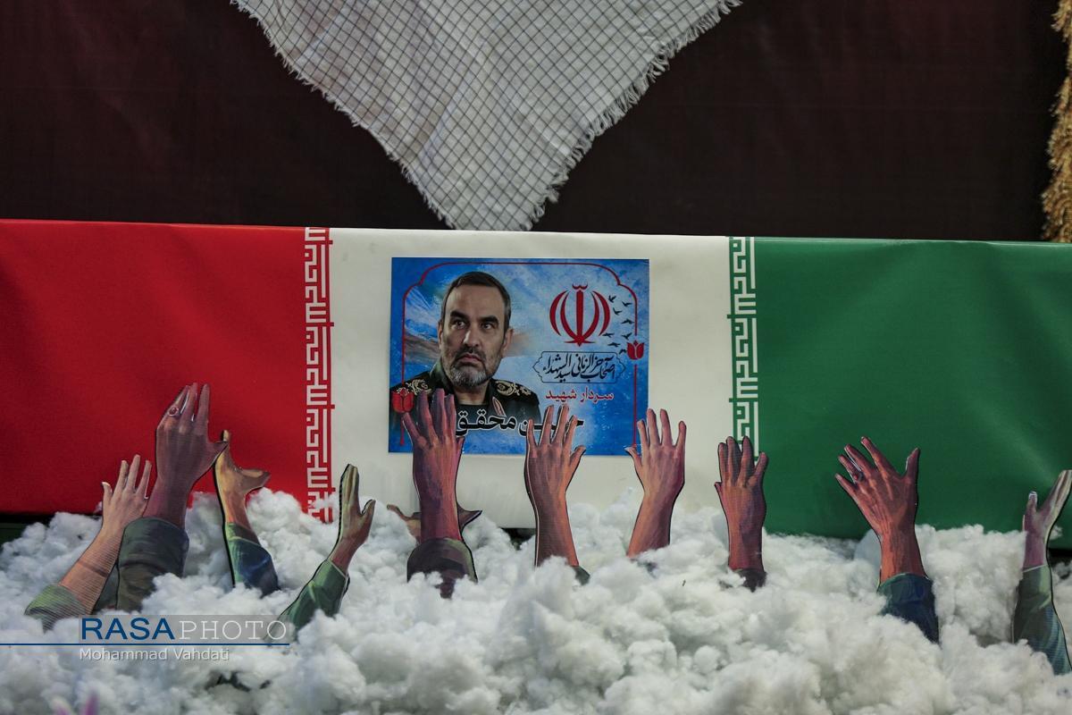 مراسم چهلمین روز شهادت سردار حاج حسن محققی برگزار شد + تصاویر مراسم چهلمین روز شهادت سردار حاج حسن محققی برگزار شد + تصاویر