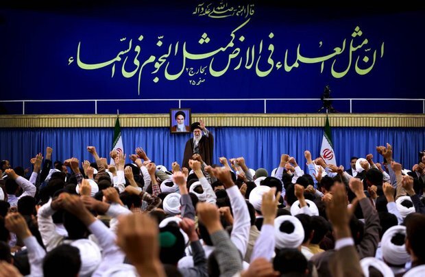روحانیت سنگر نخست هدایت معنوی در جنگ ترکیبی روحانیت سنگر نخست هدایت معنوی در جنگ ترکیبی