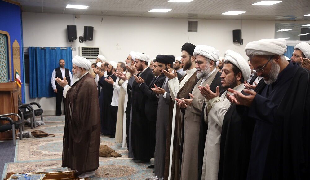 گزارشی از مراسم «عهد جانان» در مسجد مقدس جمکران