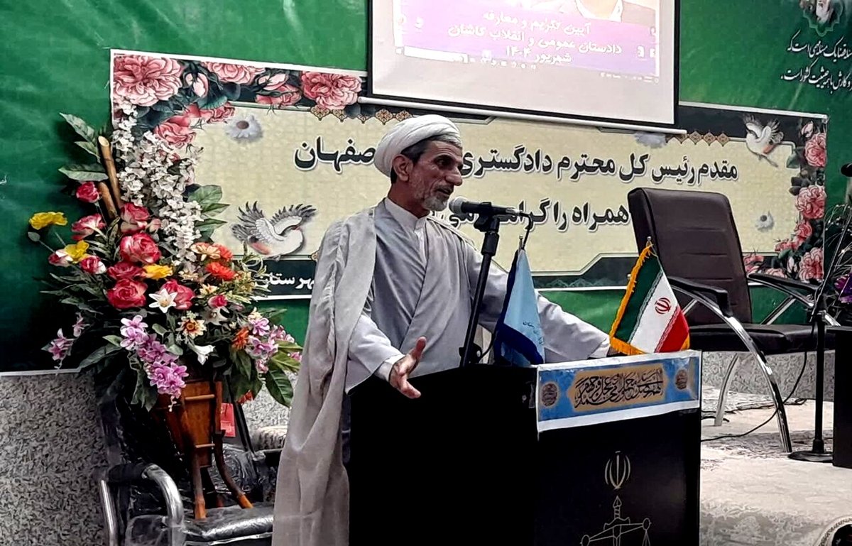 هر صدایی که اتحاد ملت ایران را خدشه دار صدای شیطان است