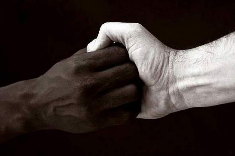 شکاف نسلها و دگرگونی هنجارها؛ جامعه در مسیر تساهلگرایی شکاف نسلها و دگرگونی هنجارها؛ جامعه در مسیر تساهلگرایی