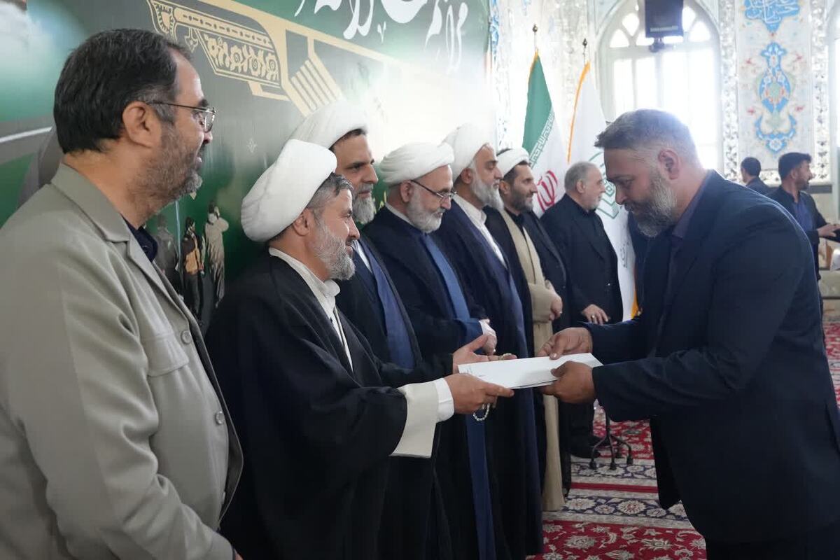 مراسم شکرانه خدمت در بقعه متبرکه خواجه مراد برگزار شد