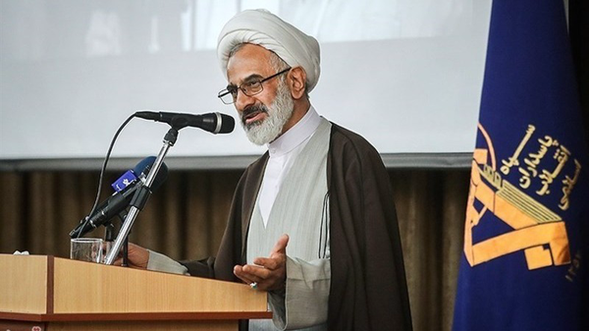 هر ندای تفرقه، چه با شعار ملی‌گرایی و چه با شعار مذهبی، صدای شیطان است