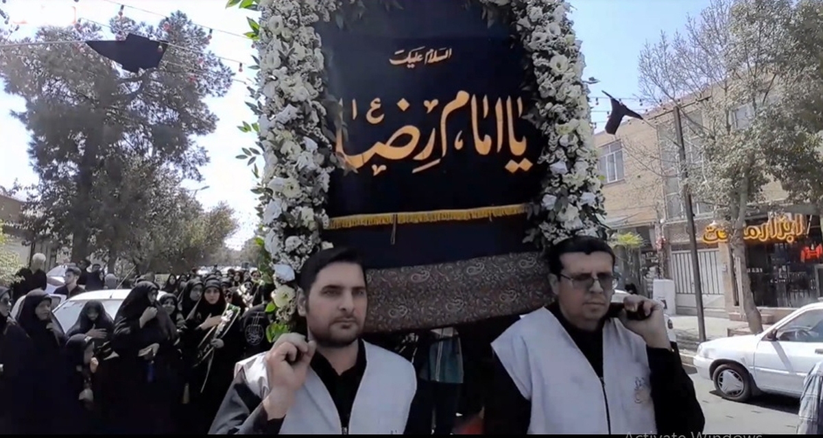 کاروان عزای خادمیاران رضوی در کاشان