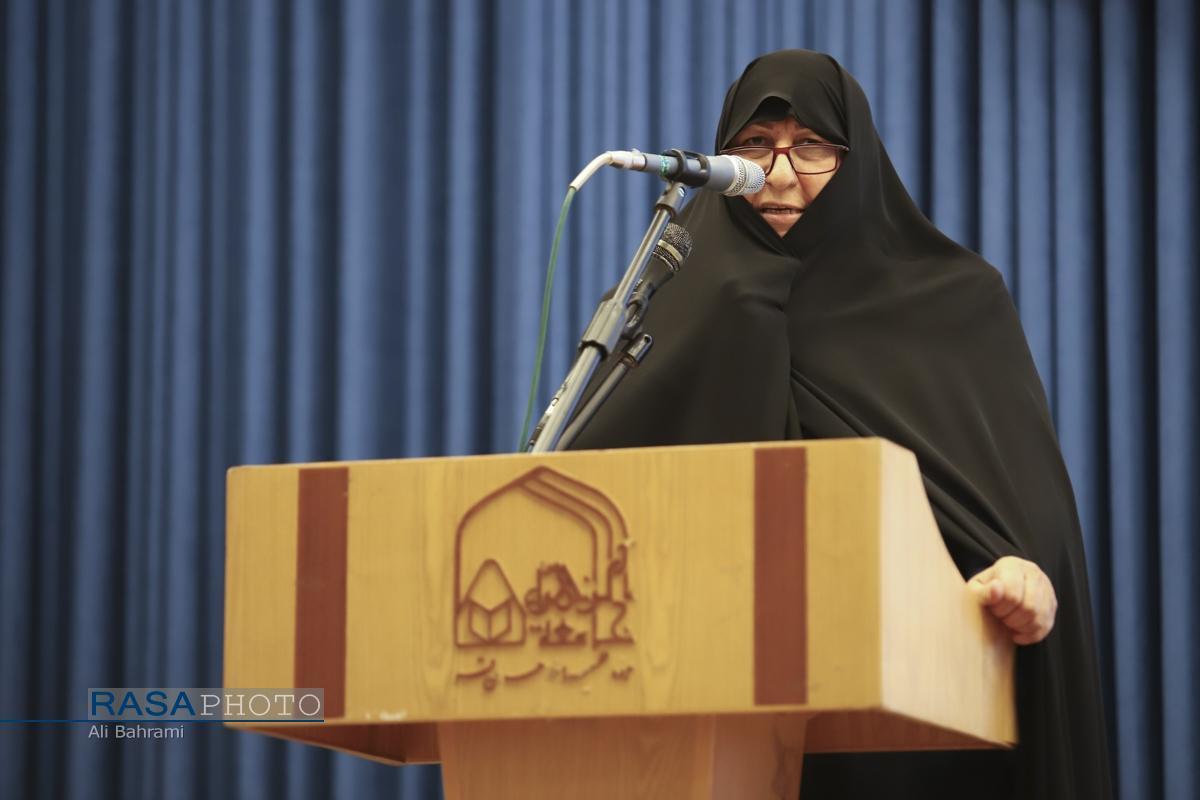 قم؛ میراث‌دار هجرت کریمه اهل‌بیت و مأمن انقلاب اسلامی