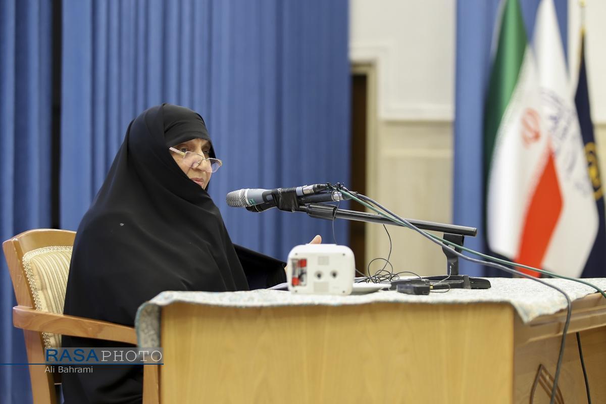 گزارشی از آیین مشترک آغاز سال تحصیلی جامعه‌الزهرا  و مرکز مدیریت حوزه‌های علمیه خواهران