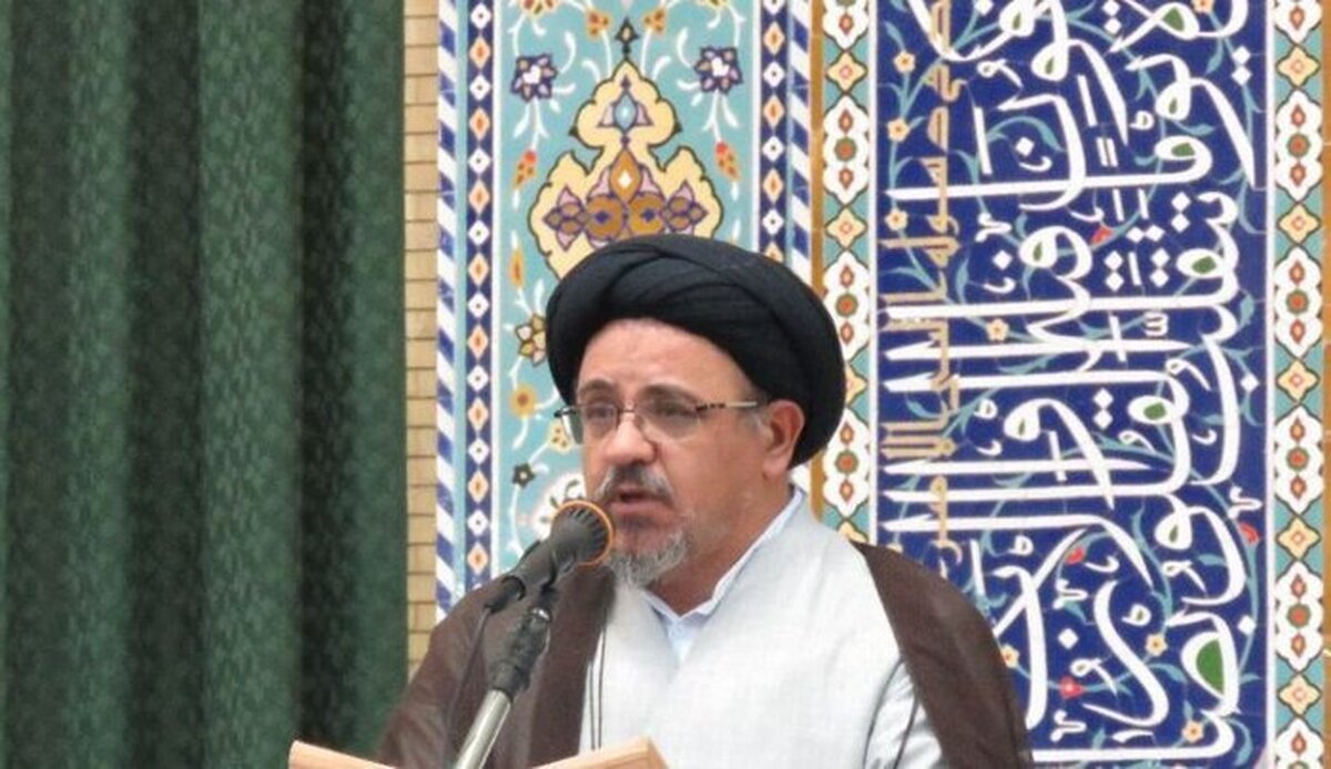 نقش بیبدیل معلمان در تربیت نسل انقلابی