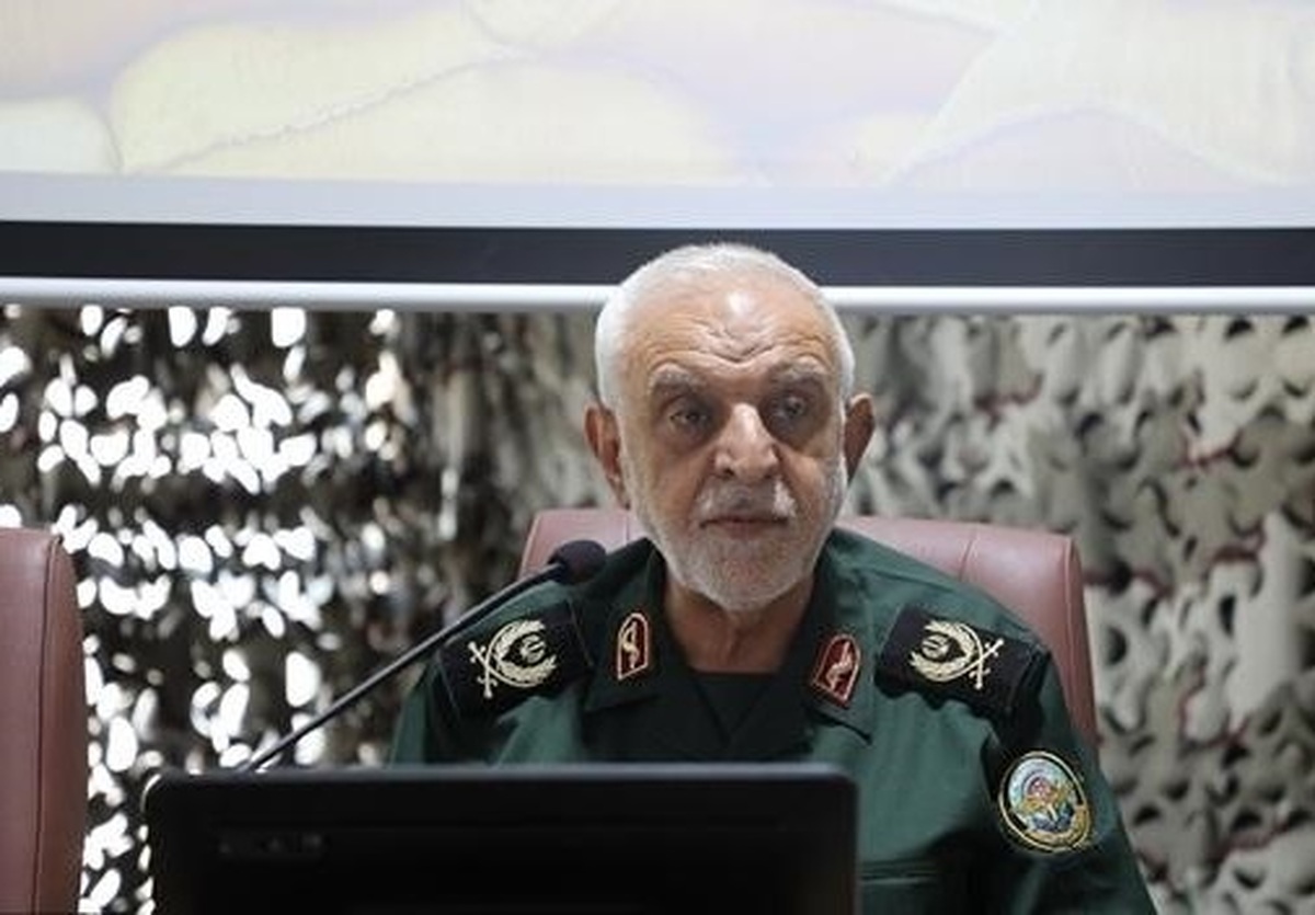 در جنگ 12 روزه مردم همچون دوران دفاع مقدس ایستادگی کردند