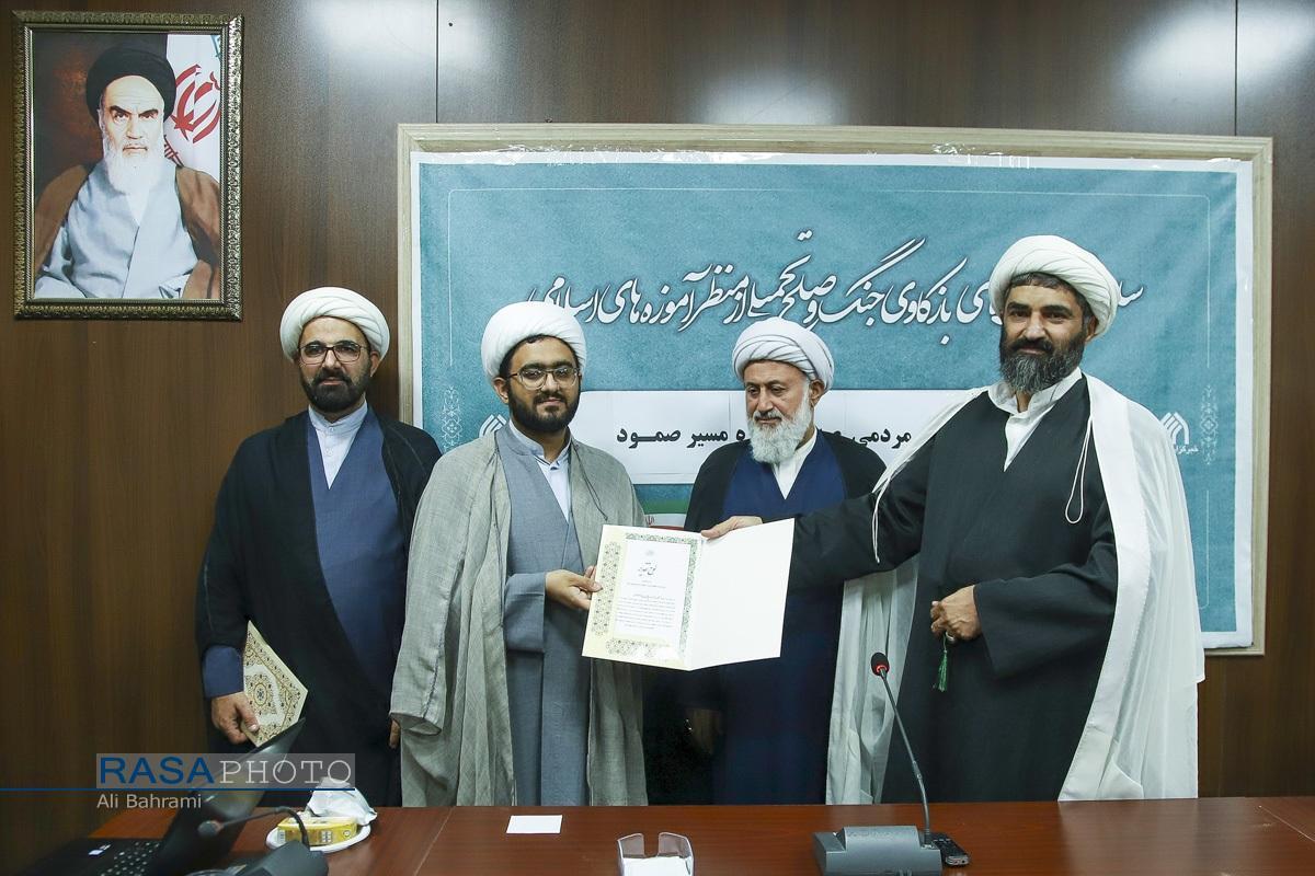 از لزوم ایجاد تشکل بین المللی آزادگان جهان تا کم کاری نهاد ها و رسانه ها در دامنه دار کردن صدای کاروان صمود