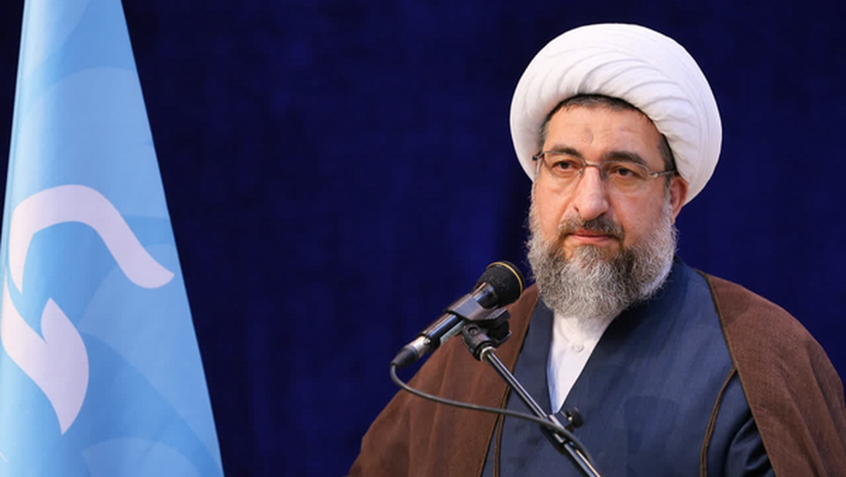 مسئولیت یعنی شنیدن نقد؛ مردم کار می‌خواهند نه شعار