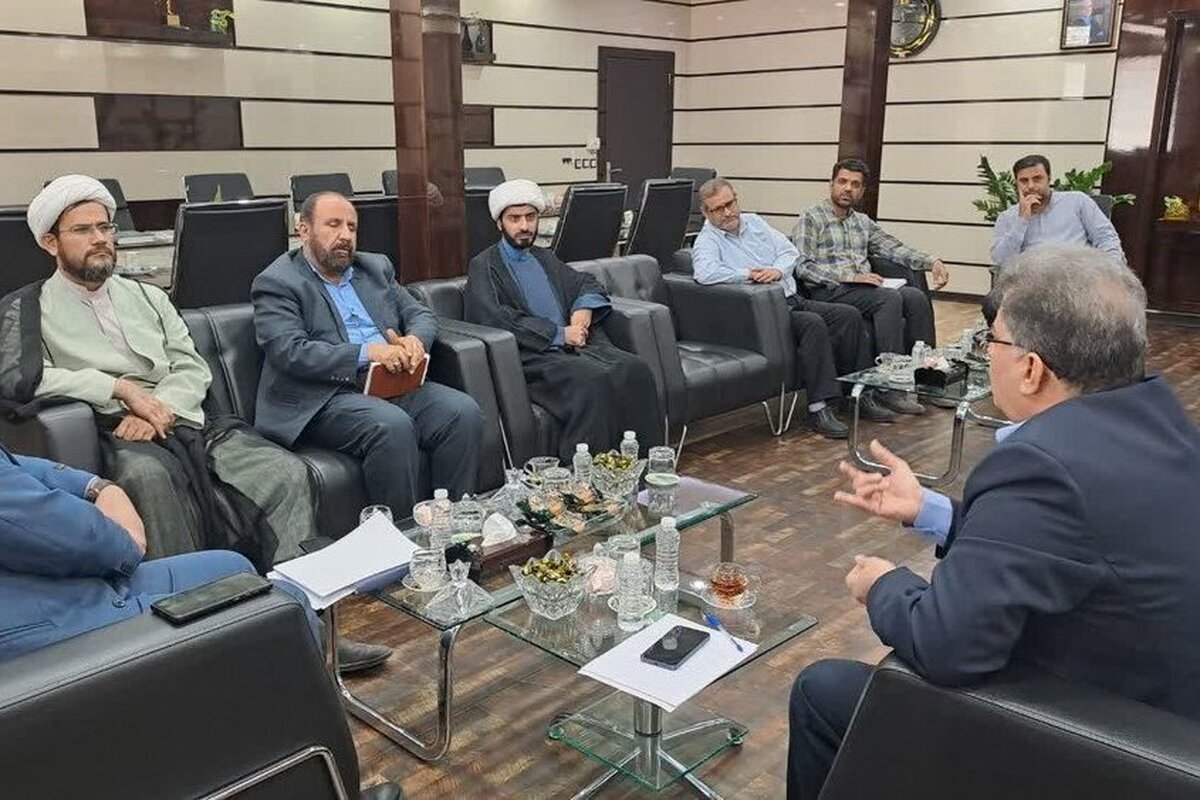 13 آبان برای نسل امروزی باید به درستی تبیین شود
