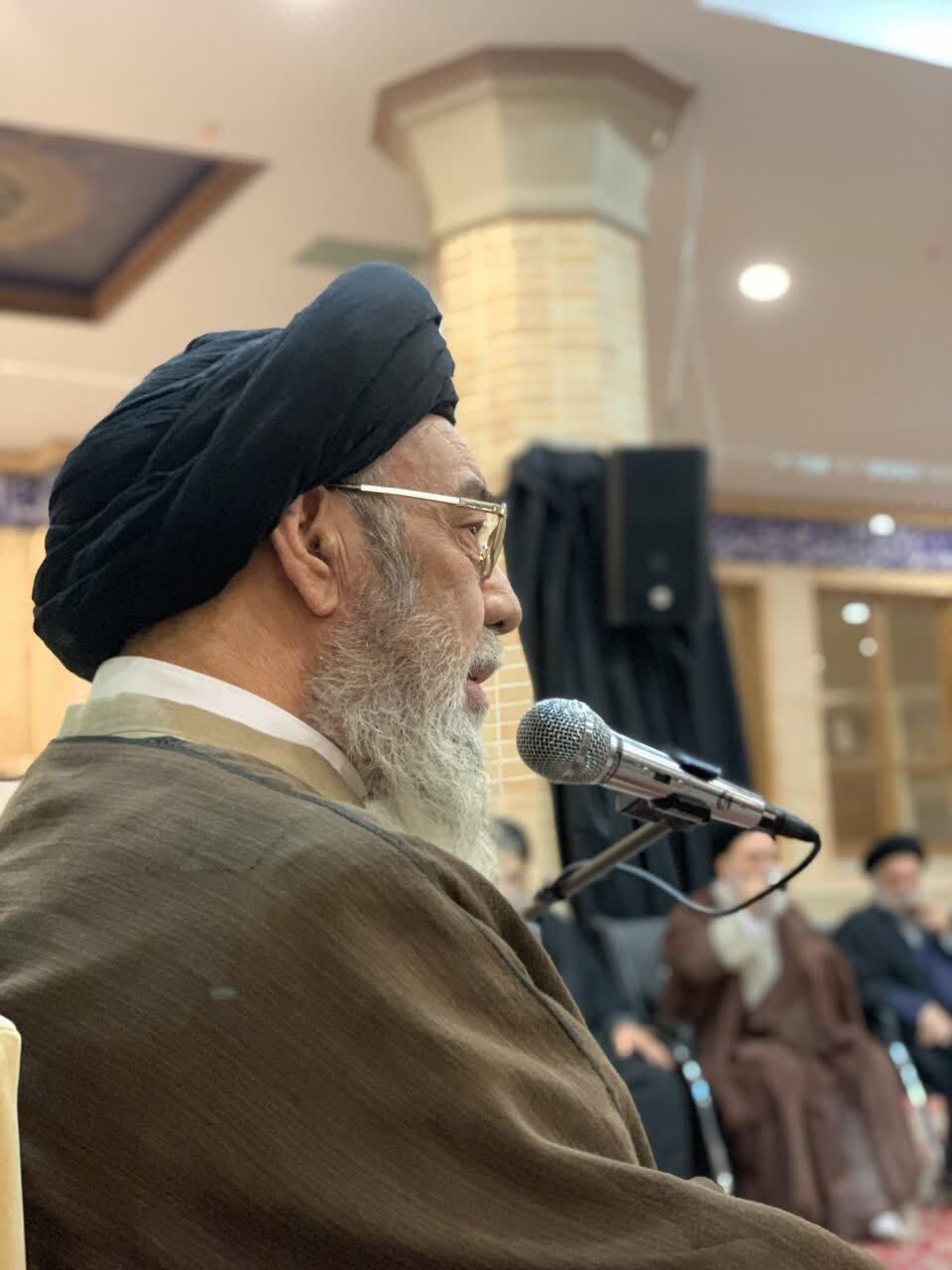 گزارشی از حضور آیت الله طباطبایی نژاد در مدرسه علمیه شهید آیت الله مدرس گزارشی از حضور آیت الله طباطبایی نژاد در مدرسه علمیه شهید آیت الله مدرس