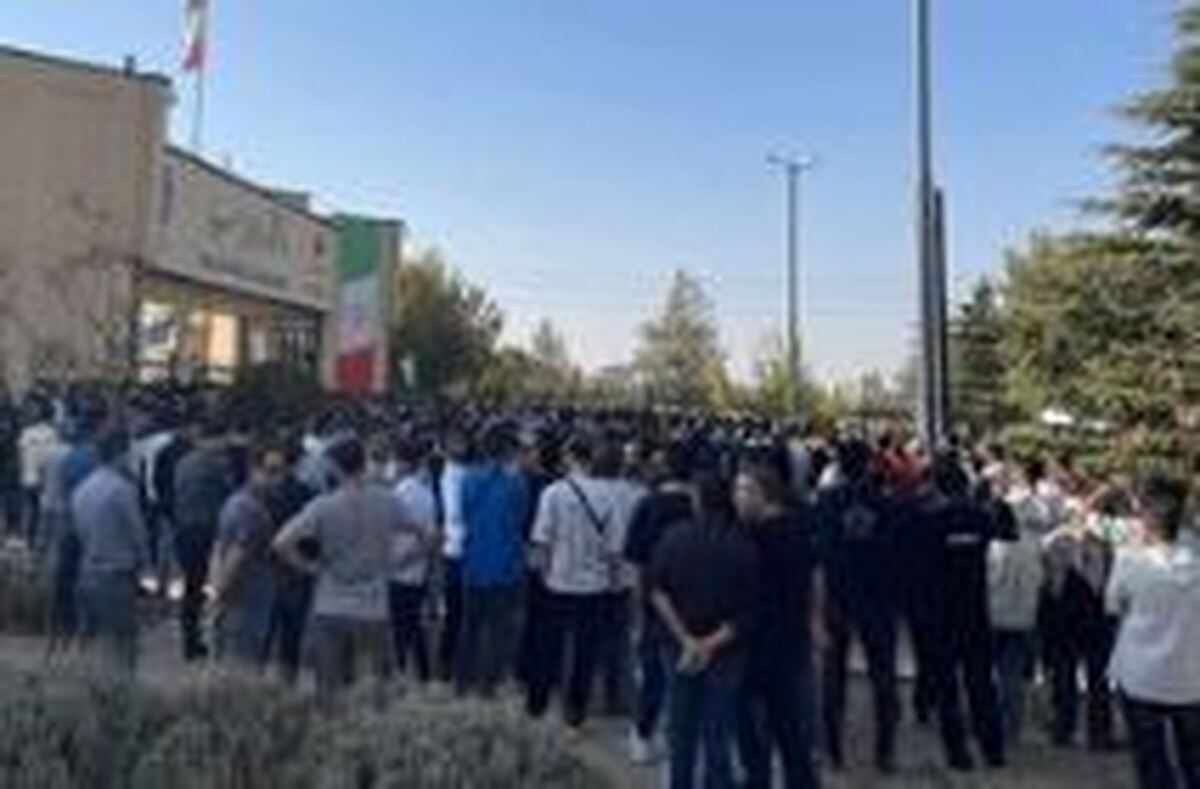 پشت پرده تجمع در مقابل دانشگاه بوعلی چه بود؟/ فعال شدن شبکه همکاری تروریسم رسانه‌ای و اوباش اجاره‌ای