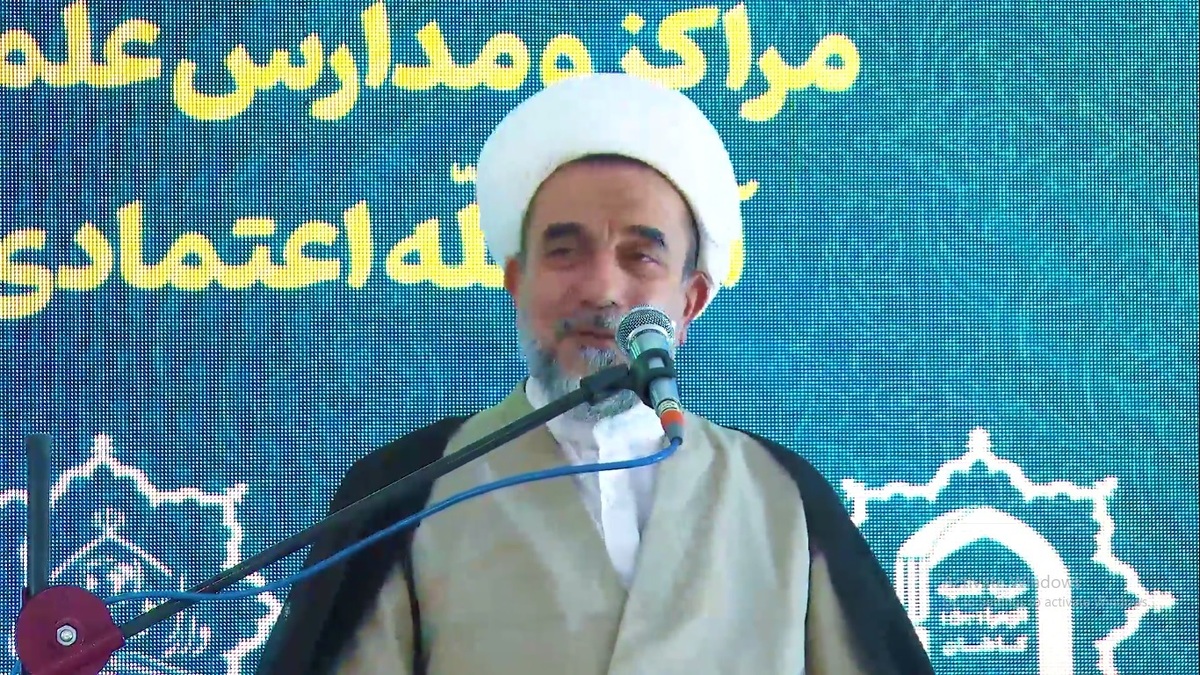 اکثر آسیب‌های اجتماعی به دلیل دوری و قطع ارتباط با خدا است