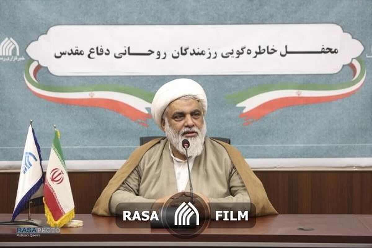 امام خمینی (ره) و تأثیر نرم‌افزاری انقلاب/ چرایی قدرت جوانان امروز