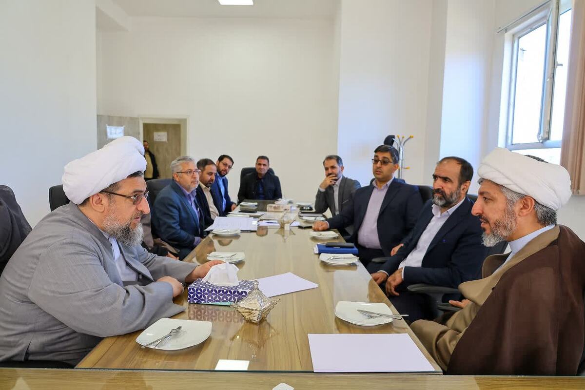 بازدید امام جمعه تبریز از پروژه ساخت مدرسه علمیه ثامن‌ الائمه