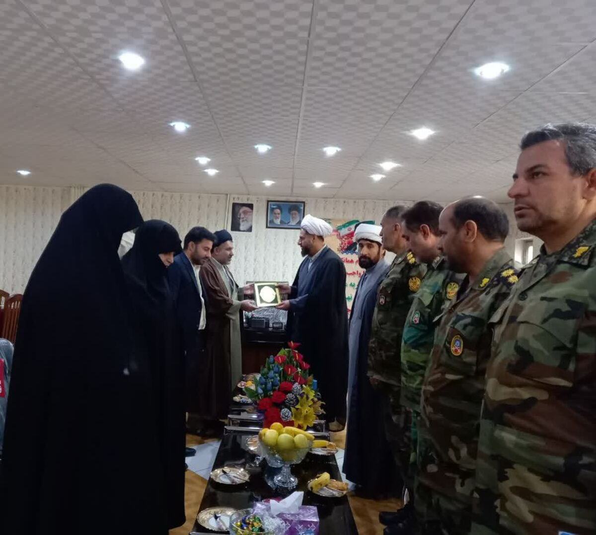تقویت همکاریهای فرهنگی و آموزشی میان حوزه علمیه خواهران و لشکر ۸۴ ارتش لرستان