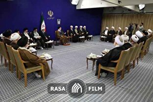 دیدار دست‌اندرکاران کنگره بین‌المللی میرزای نائینی