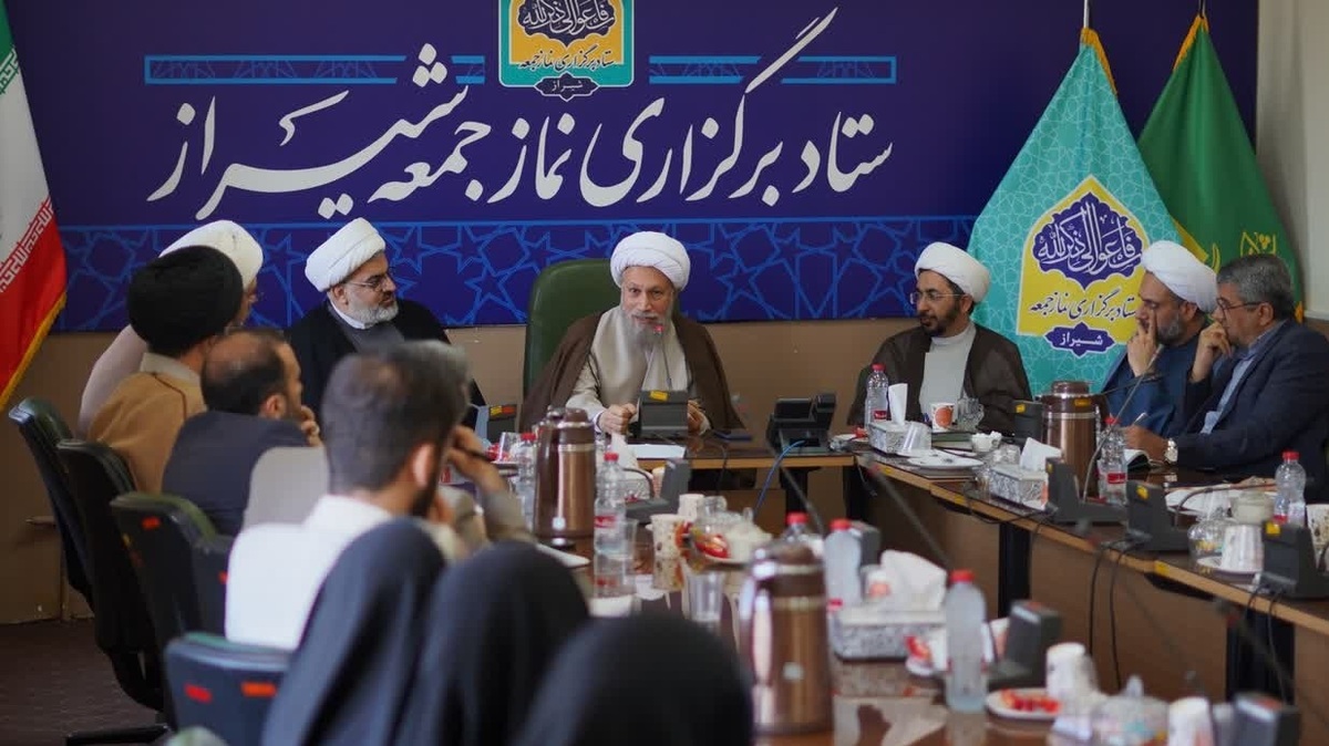 توحید، مهمترین اصل در تربیت نوجوانان است