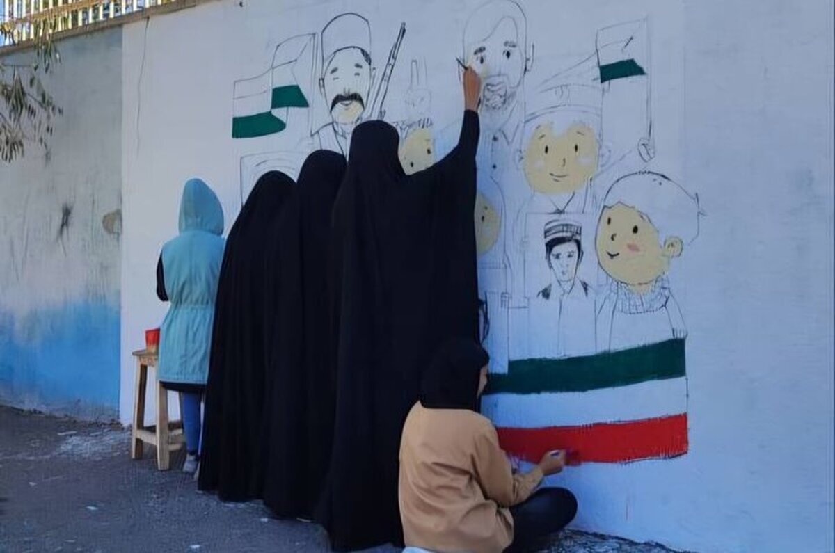 یاد شهدای دانشآموز در قاب نقاشی نوجوانان هنرمند تبریز