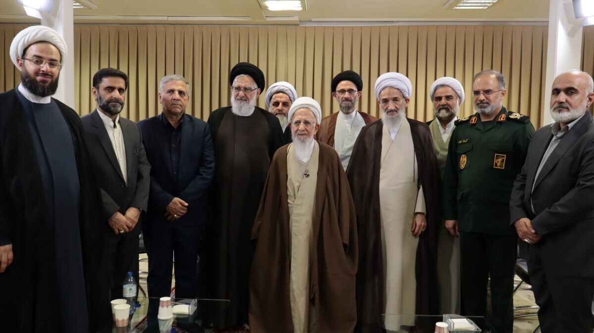 تفسیر تسنیم متعلق به حوزه علمیه است