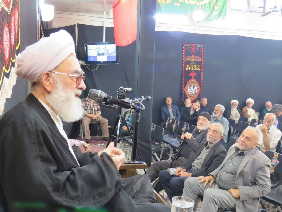 مراسم سوگواری ایام فاطمیه اول در دفتر مرحوم آیت‌الله فاضل لنکرانی برگزار شد