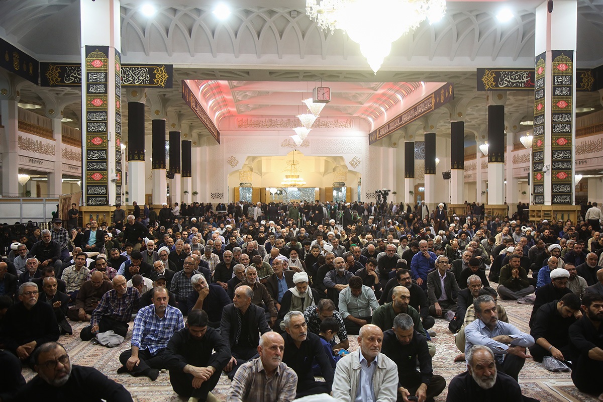 شعار “مرگ بر اسرائیل” عین رحمت است/ هشدار درباره ترویج فساد و بیتوجهی به حجاب شعار “مرگ بر اسرائیل” عین رحمت است/ هشدار درباره ترویج فساد و بیتوجهی به حجاب