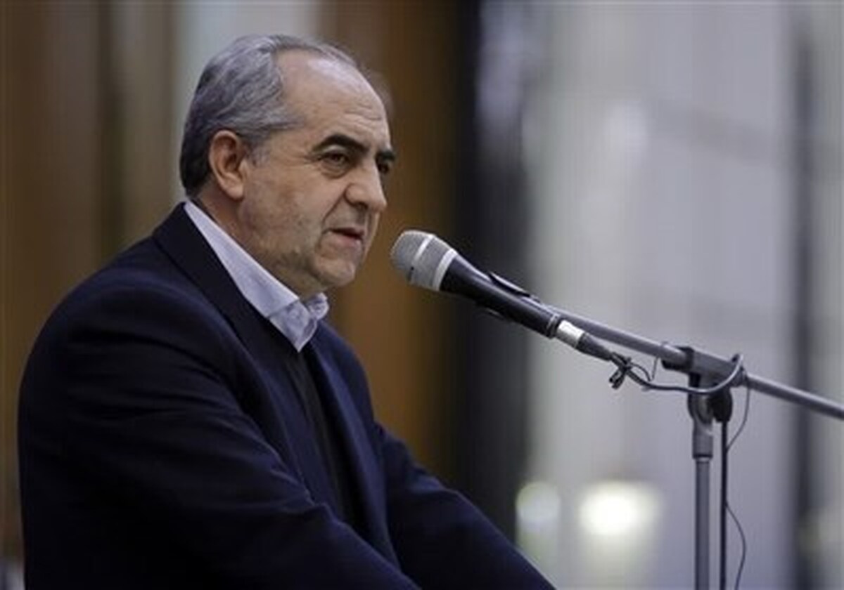 هدف اصلی دشمن، ذهن و باور جوانان ایرانی است