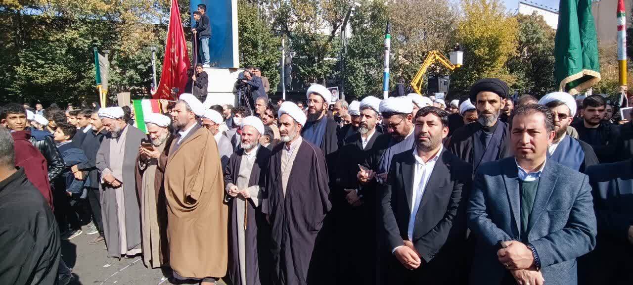 در حال بروز رسانی آماده‌ایم پاسخ دندان‌شکن به هر تهدید استکباری بدهیم+ عکس