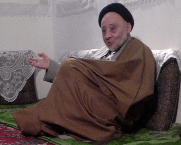 کتاب «علاقهبند مردم» رونمایی شد کتاب «علاقهبند مردم» رونمایی شد