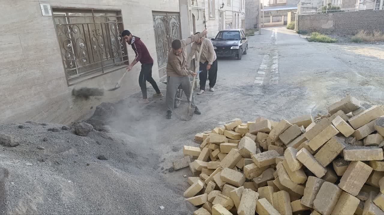 طلایهداران خدمت در دیار امام/ روایت اردوی جهادی طلاب خمین طلایهداران خدمت در دیار امام/ روایت اردوی جهادی طلاب خمین