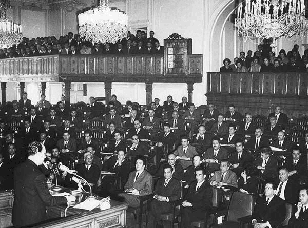 وقتی پهلوی در برابر قتلِ «ایران» سکوت کرد