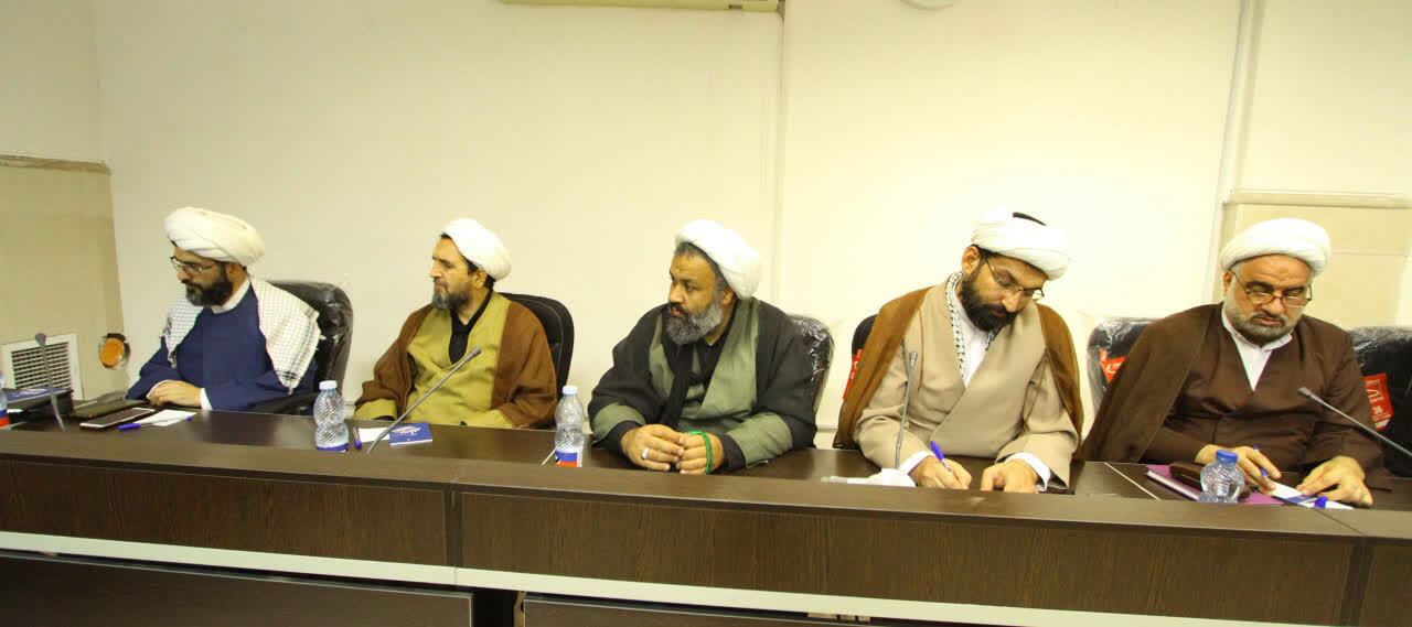 جلسه‌ ویژه مشترک شورای سیاستگذاری  قرارگاه حوزه انقلابی و دفتر اجتماعی سیاسی حوزه های علمیه برگزار شد