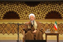 وظیفه حوزه تنها جهل‌زدایی نیست، بلکه باید با جاهلیت مبارزه کند