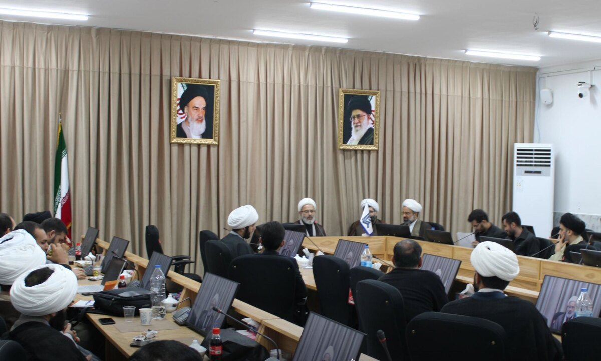 گردهمایی دانش‌آموختگان نظام جامع اندیشه اسلامی و رابطان امور معرفتی مدارس علمیه قم