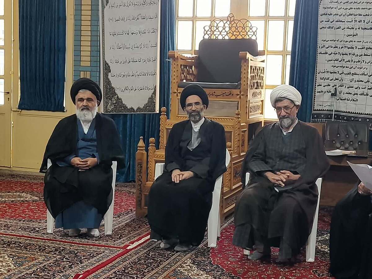 نماز، زکات و ولایت زیربنای اسلام است