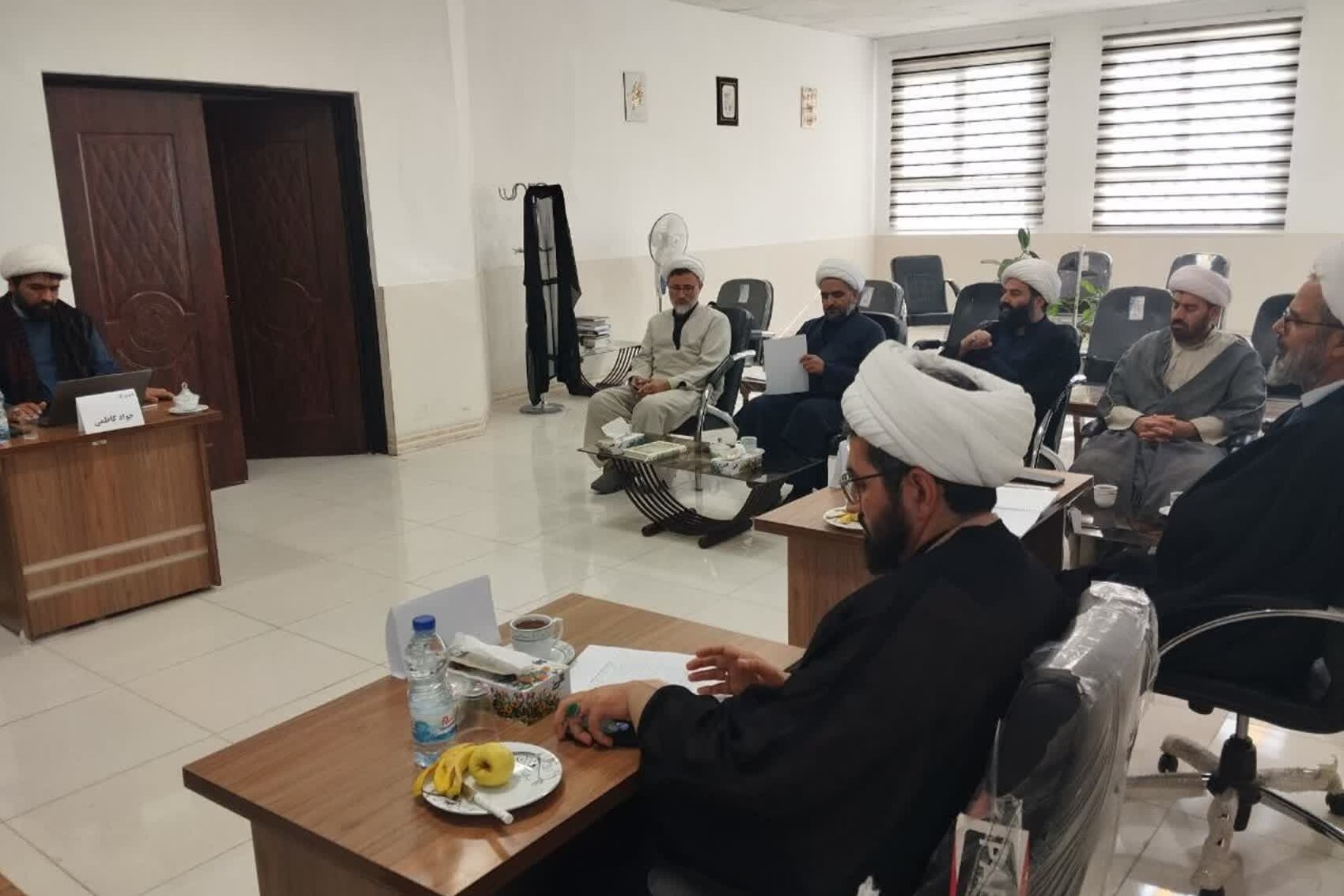 پایان نامه‌ای با محور تحلیل معنا شناختی فرج و کارکردهای آن در آموزه های دینی در مدرسه علمیه تخصصی امام خامنه‌ای دفاع شد