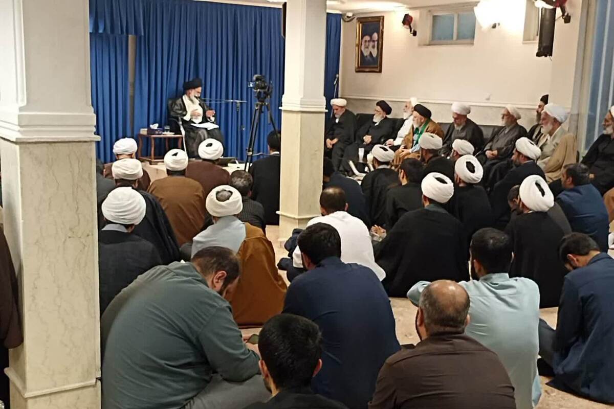 گردهمایی طلاب و فضلای استان گلستان در دفتر آیت‌الله نوری همدانی برگزار شد