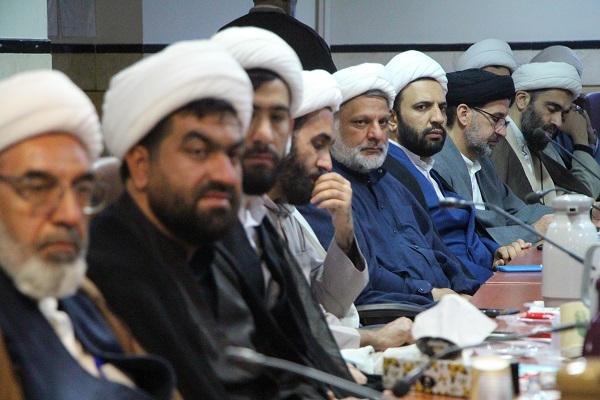 تاکید بر حضور راهبردی طلاب در میدان تبلیغ و جهاد تبیین