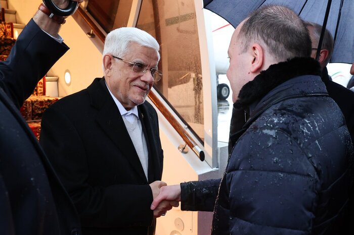 دیدار عارف و نخستوزیر روسیه در مسکو دیدار عارف و نخستوزیر روسیه در مسکو