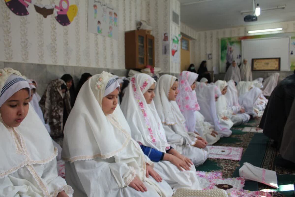 برگزاری نخستین وبینار آشنایی با نماز در کاشان