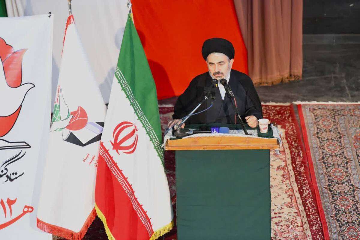 یادواره شهدای امنیت بوکان با حضور نماینده ولی‌فقیه در آذربایجان غربی برگزار شد