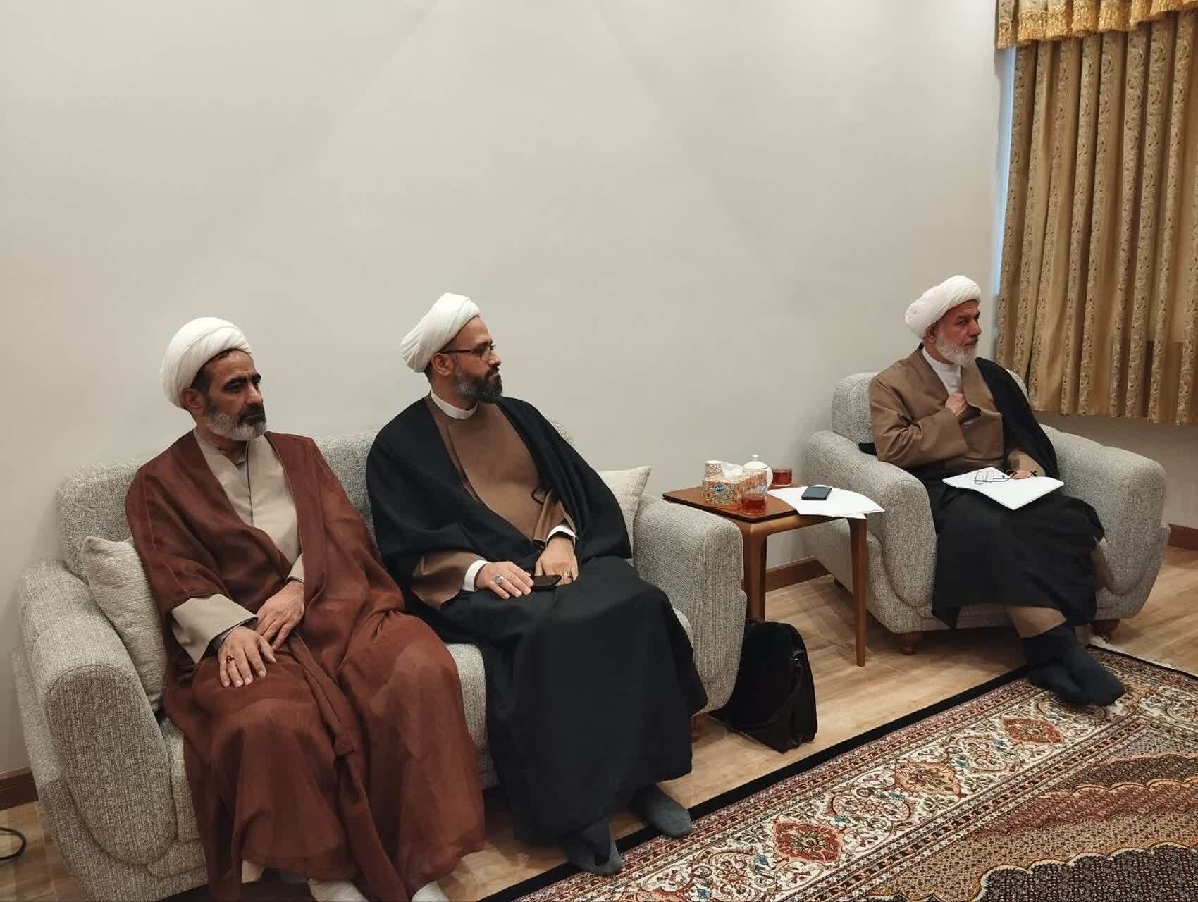 نخستین جلسه کمیته تأمین امام جماعت مساجد در استان برگزار شد+ تصاویر نخستین جلسه کمیته تأمین امام جماعت مساجد در استان برگزار شد+ تصاویر