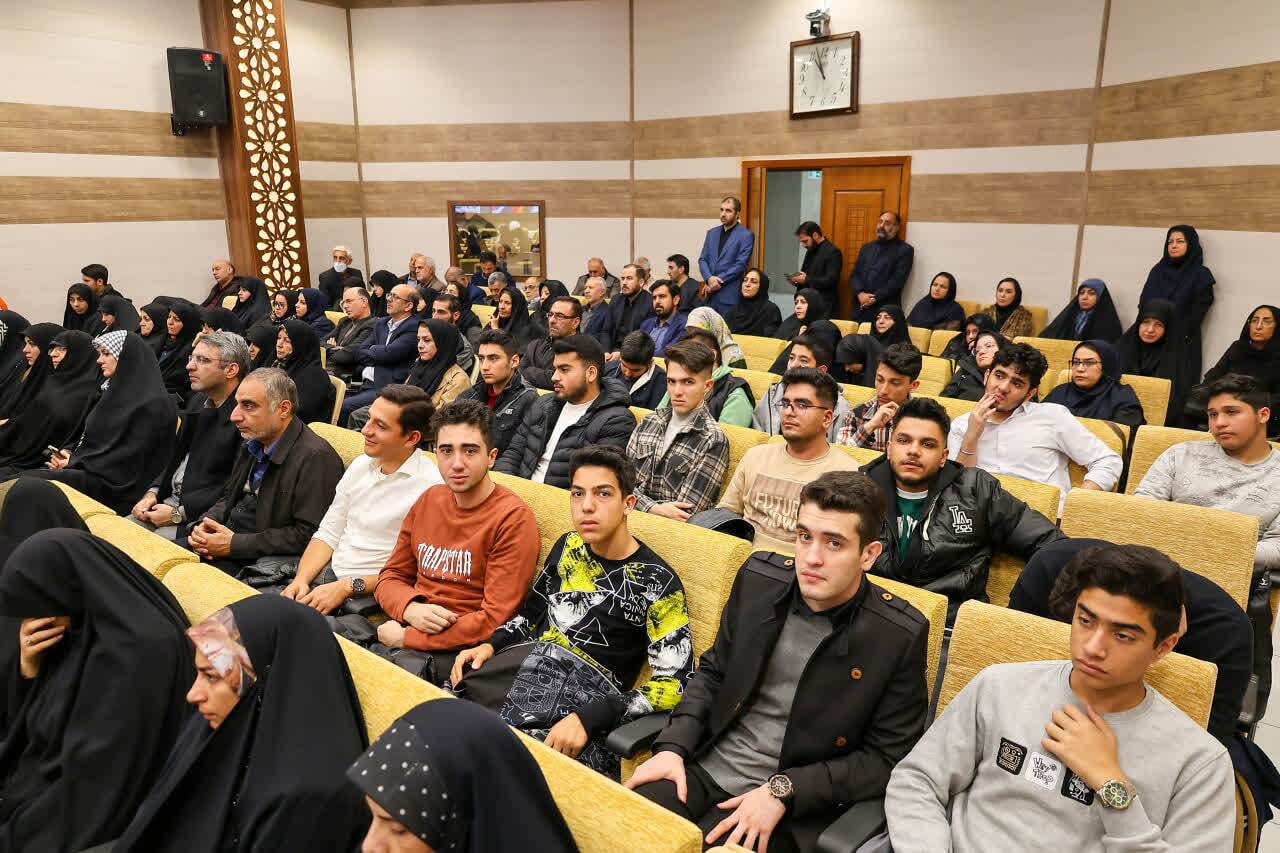 حضور امام جمعه تبریز در مراسم پاسداشت نقش‌آفرینی بانوان قهرمان+ تصاویر